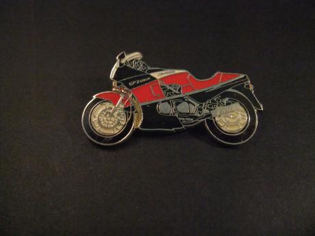 Kawasaki GPZ600R sportmotorfiets rood